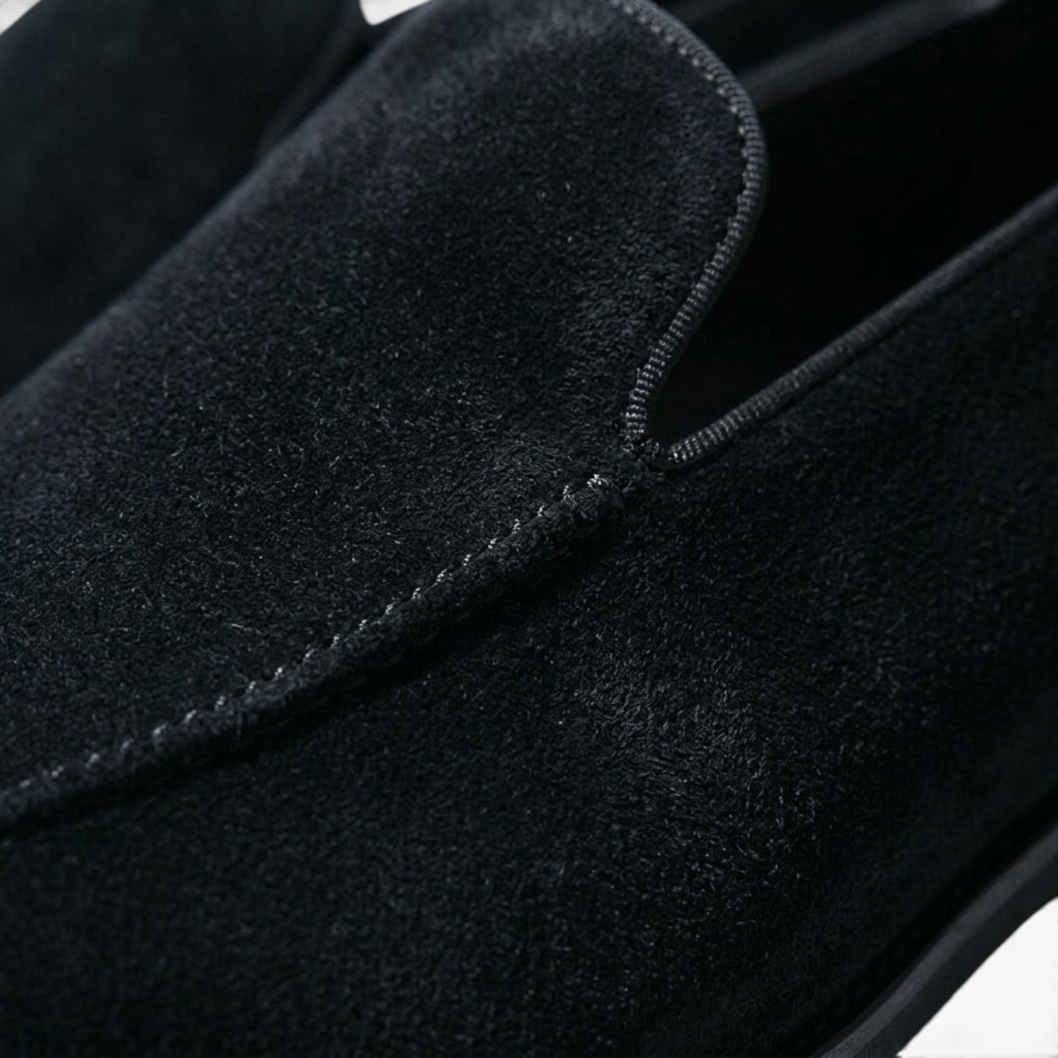 Mocassins pour hommes en cuir suédé véritable – Chaussures de soirée élégantes à bout amande, à enfiler  