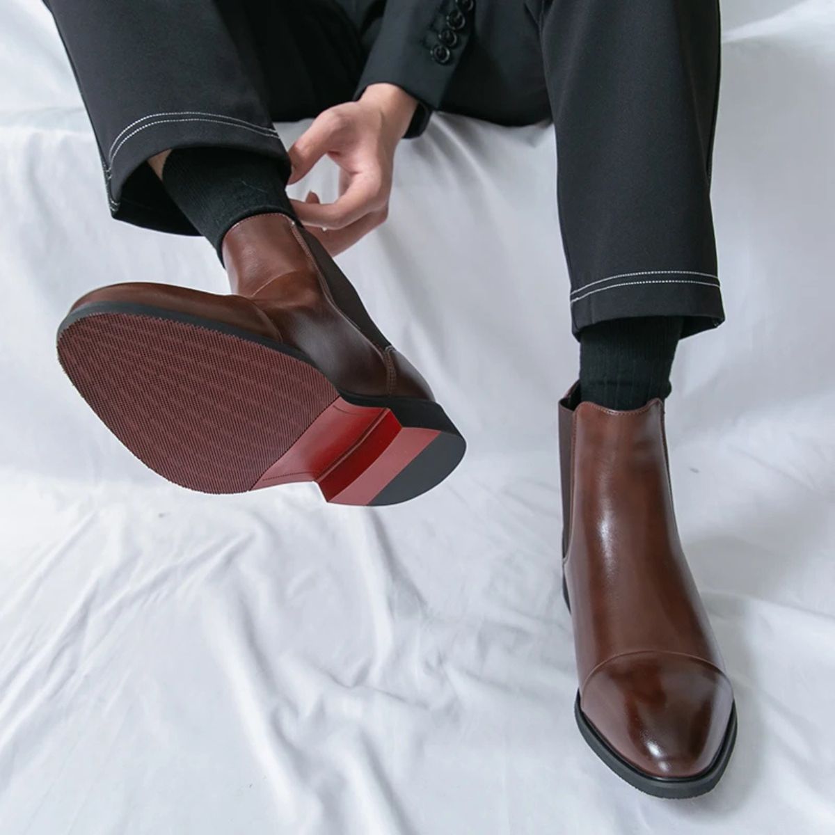 Men's Leather Chelsea Boots – Cap Toe Elastic Panel Pull Tab Ankle Boots