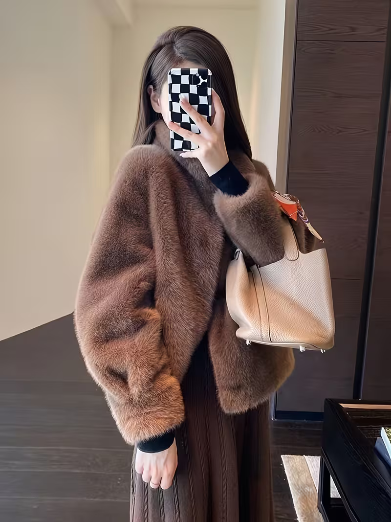 Women's Elegant Faux Fur Short Coat
