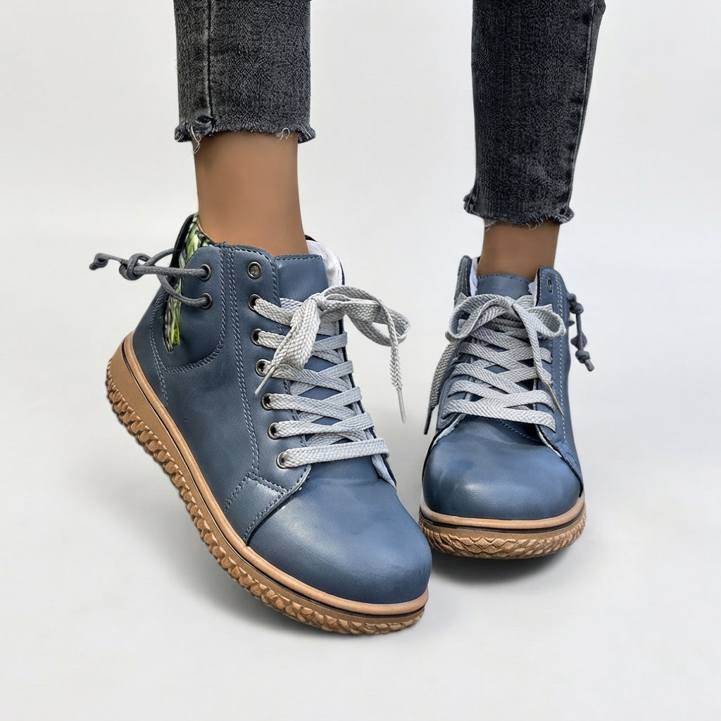 Women's Cosy Lace-Up Ankle Boots