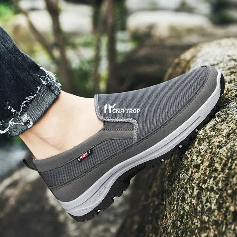 Chaussures de sport outdoor à enfiler pour hommes – Chaussures de marche confortables et rembourrées  