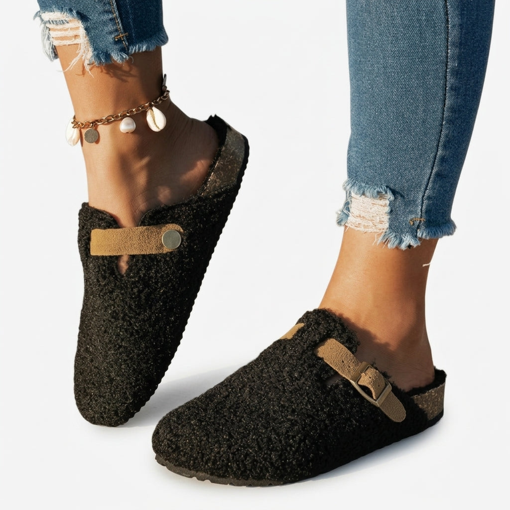 Women's Cosy Sherpa Buckle Slippers