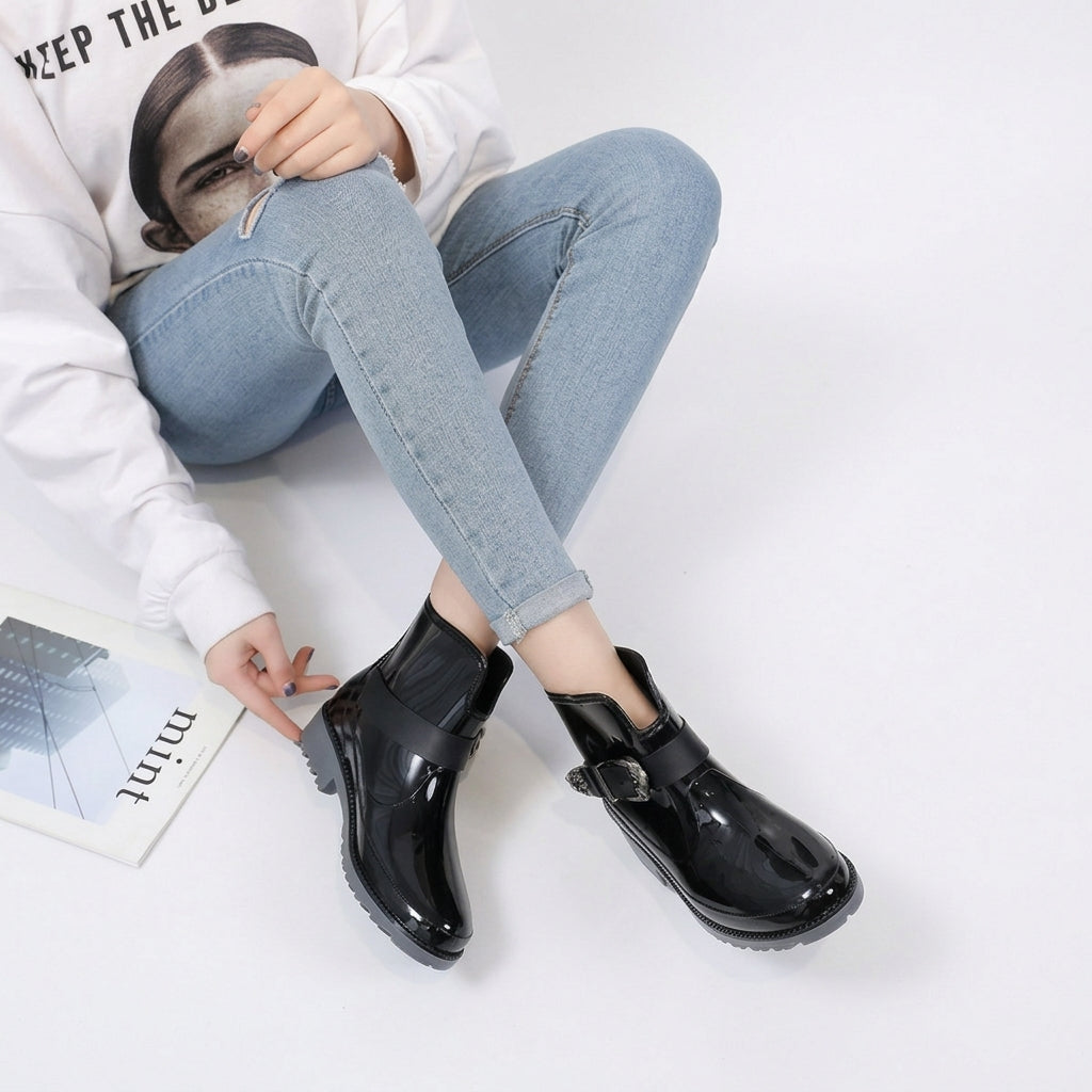 Women's Chic Heeled Ankle Boots