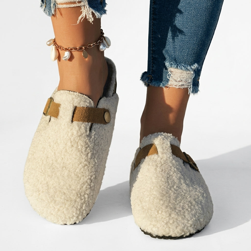 Women's Cosy Sherpa Buckle Slippers