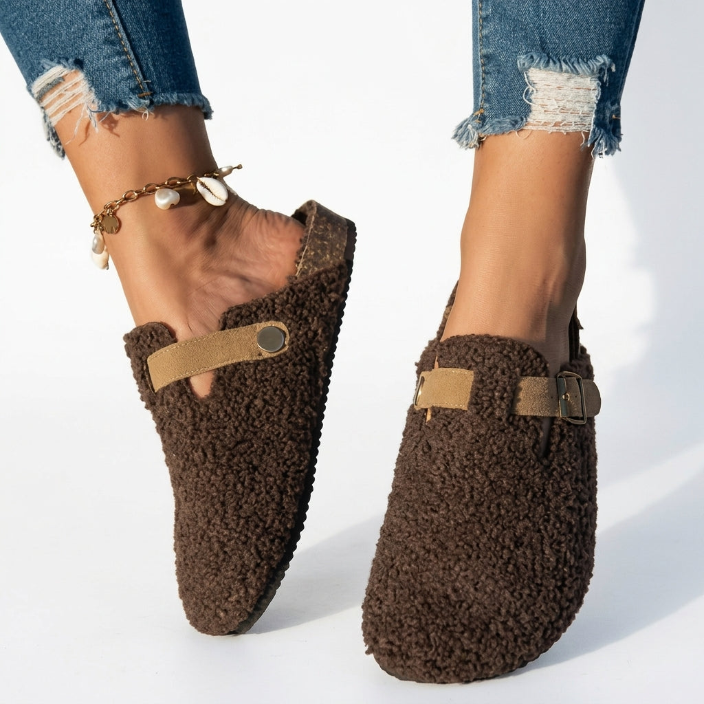 Women's Cosy Sherpa Buckle Slippers