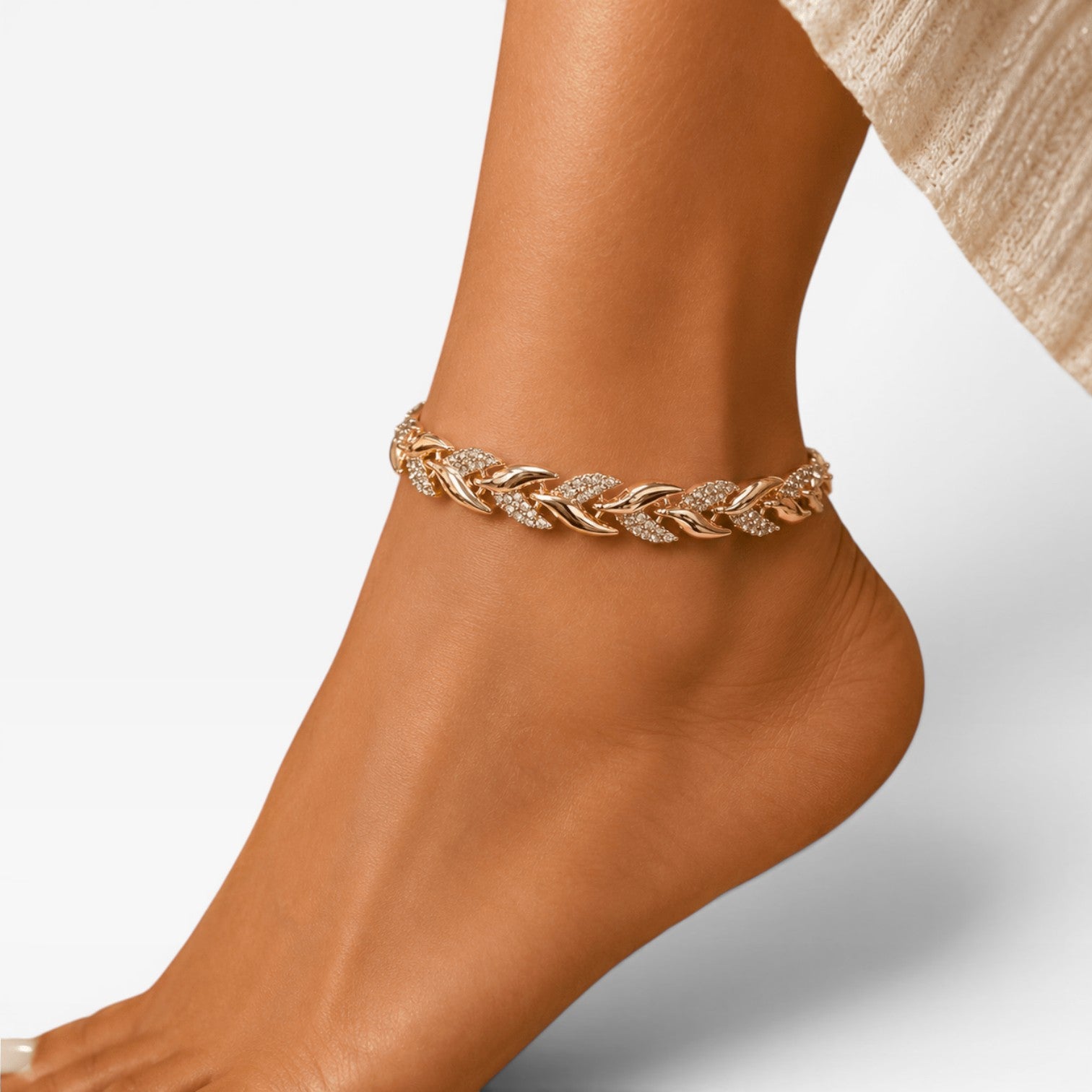 Women's Gold Leaf Anklet – Elegant Crystal Chain Ankle Bracelet