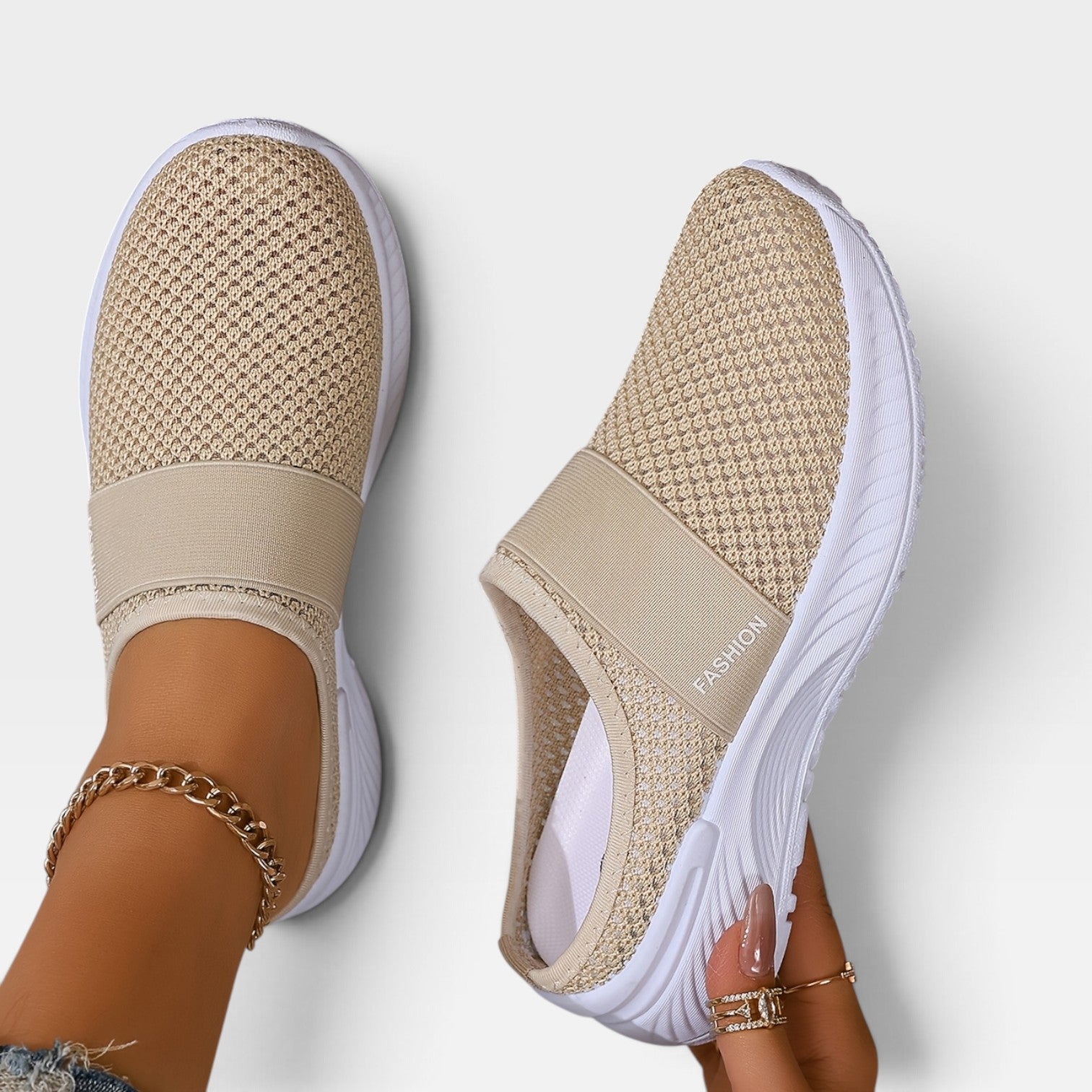 Women's Knit Slip On Trainers – Breathable Cushioned Comfort Sneakers