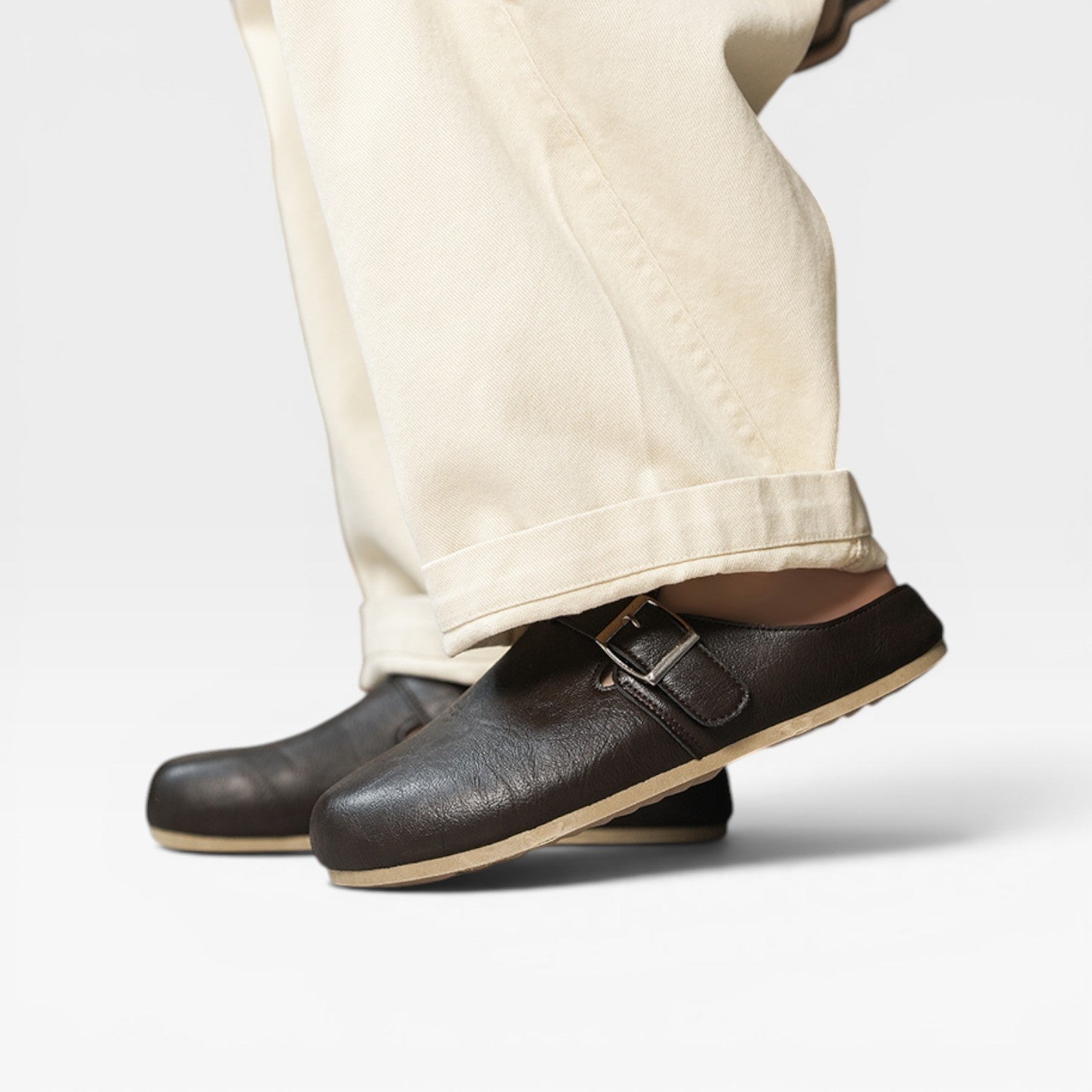 Sabots en cuir pour hommes – Mules d'été décontractées à enfiler avec bride à boucle