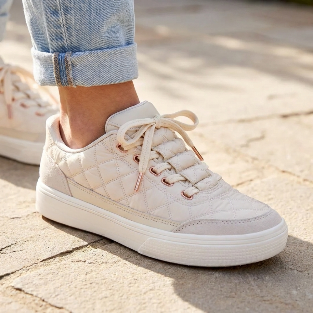 Women's Quilted Cloud Sneakers – Lightweight Cushioned Comfort Trainers