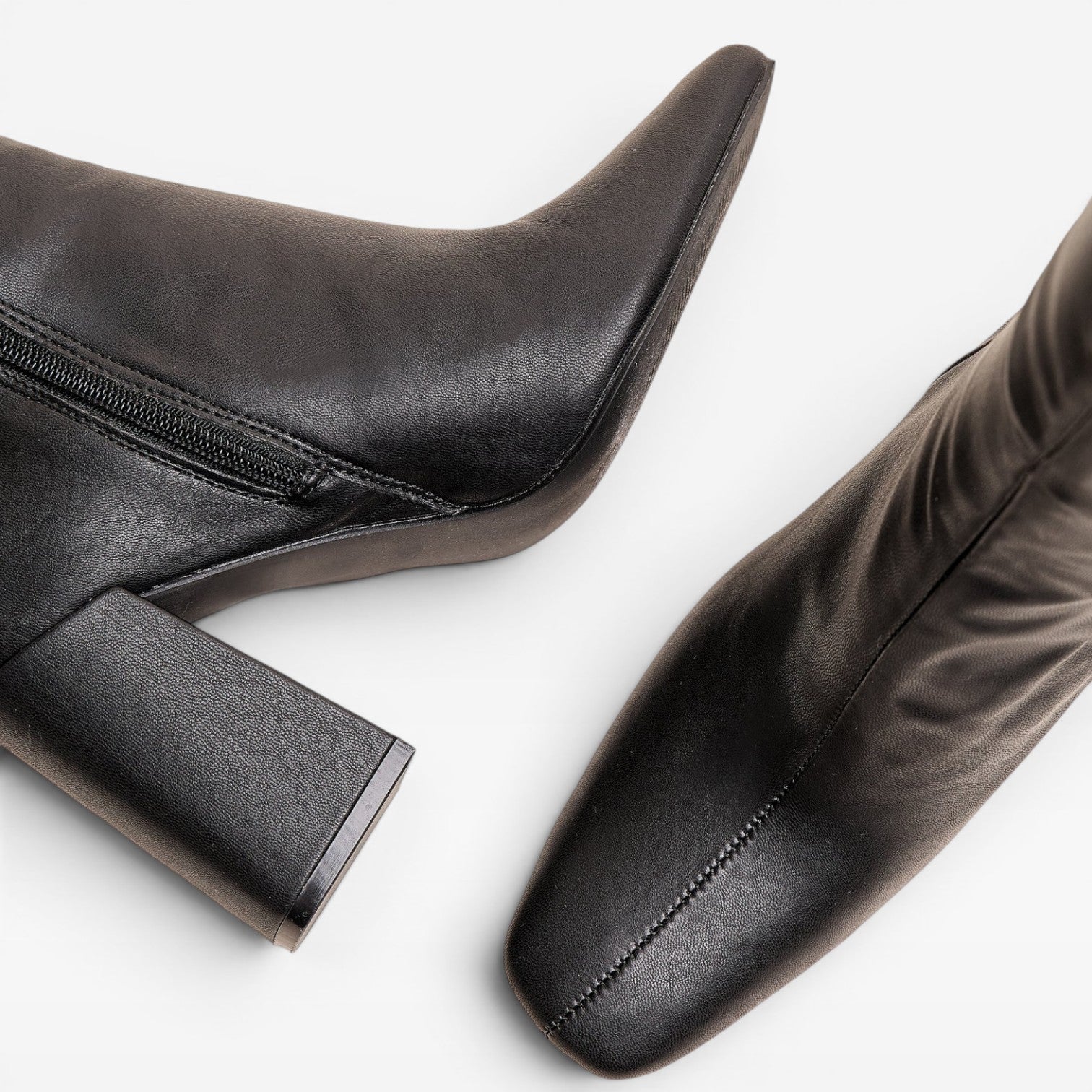 Bottes à talon bloc hautes jusqu'au genou pour femmes – Élégantes avec bout carré et fermeture éclair pour un usage quotidien et occasions spéciales