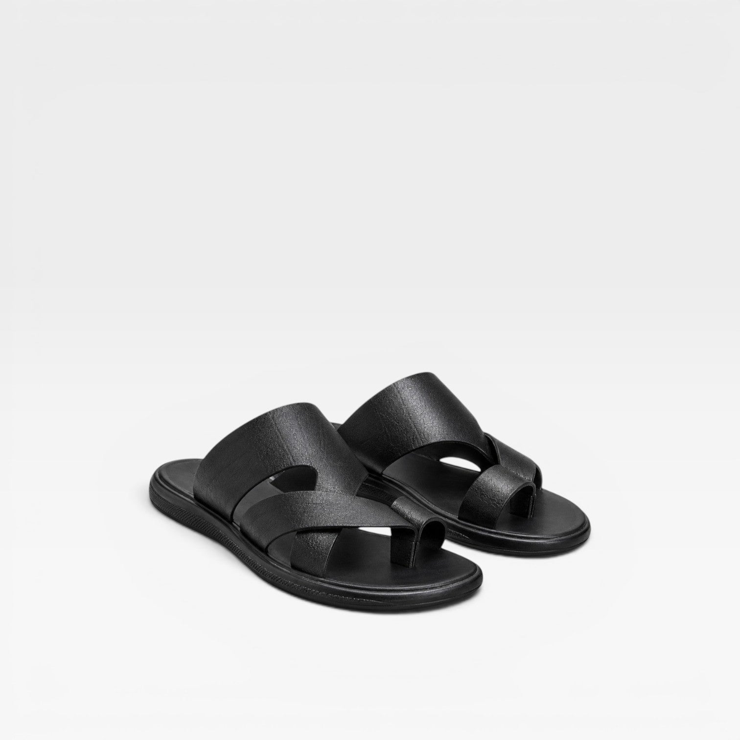 Sandales en cuir à enfiler pour hommes – Confort quotidien élégant avec boucle d’orteil  
