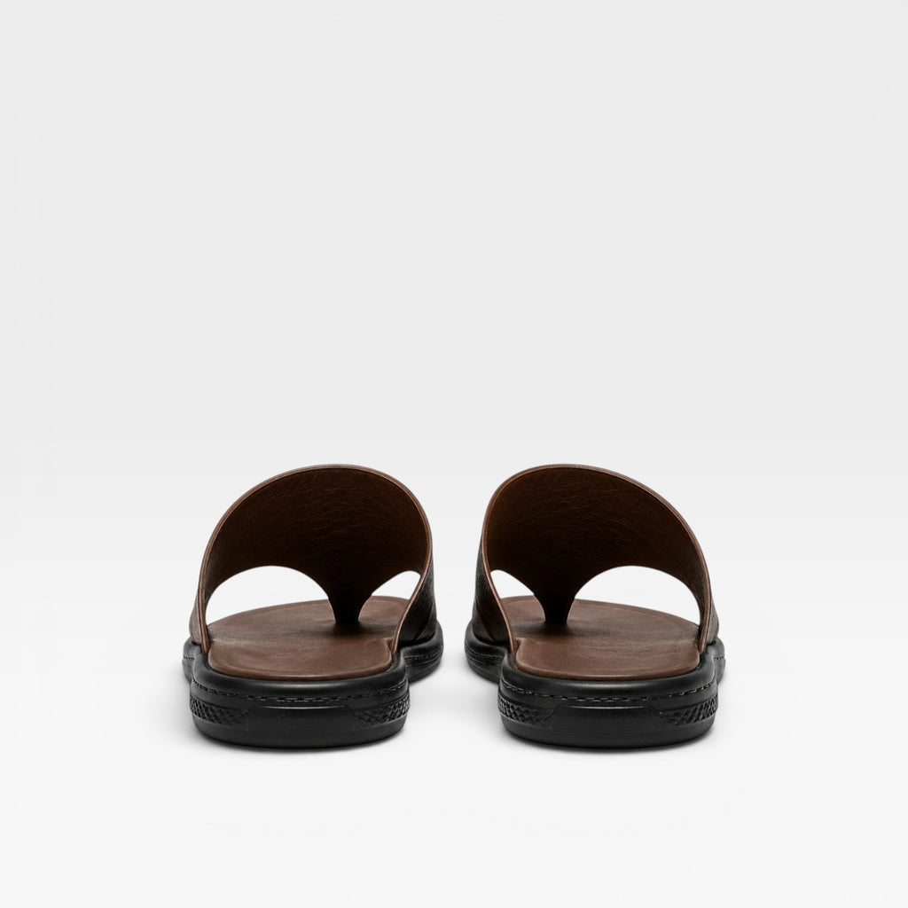 Sandales en cuir à enfiler pour hommes – Confort quotidien élégant avec boucle d’orteil  