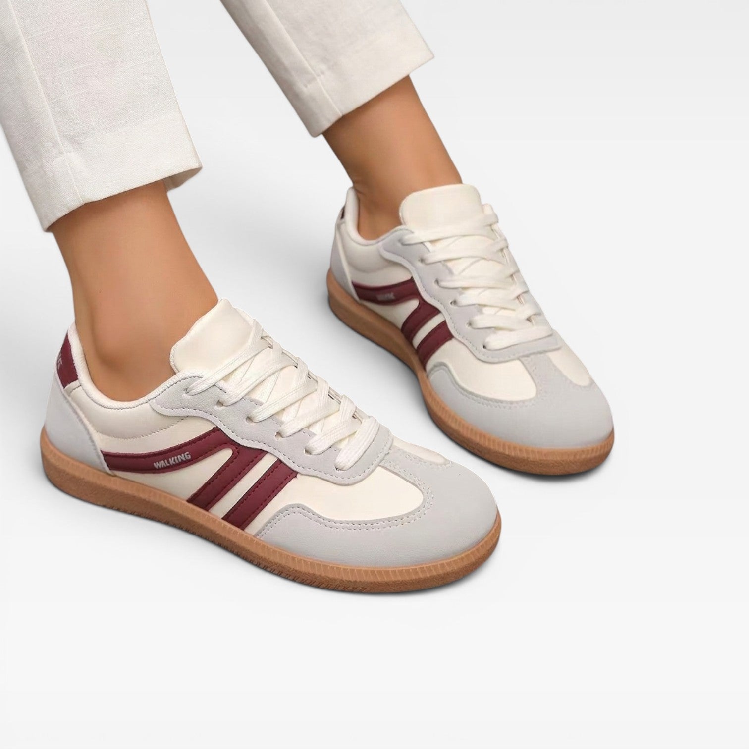 Women's Retro Suede Trainers – Lace Up Comfortable Everyday Shoes