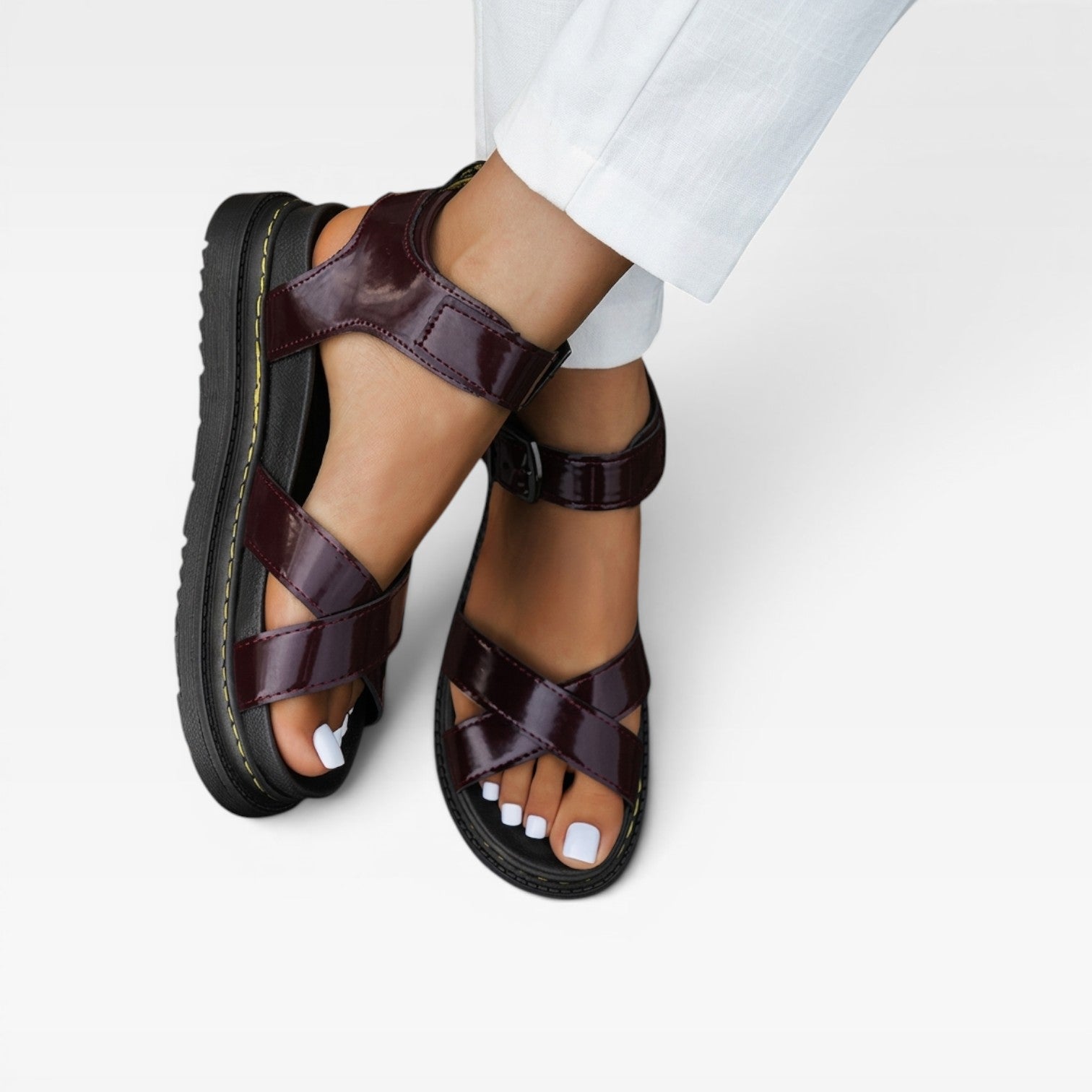 Women's Chunky Platform Sandals – Comfortable Cross Strap Summer Shoes