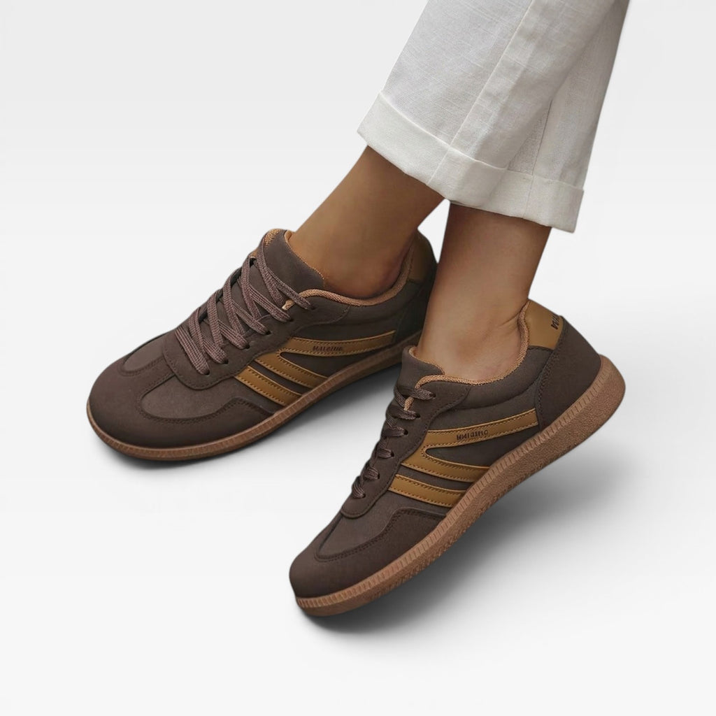 Women's Retro Suede Trainers – Lace Up Comfortable Everyday Shoes