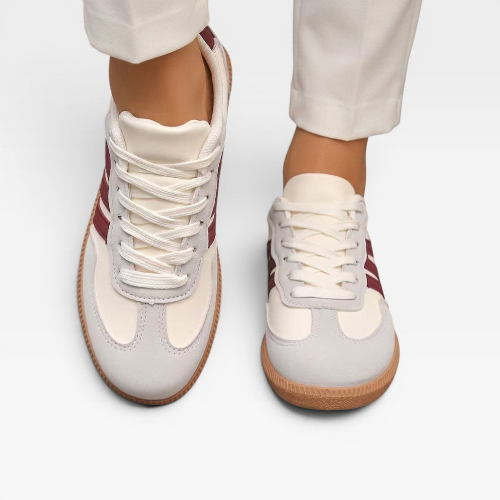 Women's Retro Suede Trainers – Lace Up Comfortable Everyday Shoes