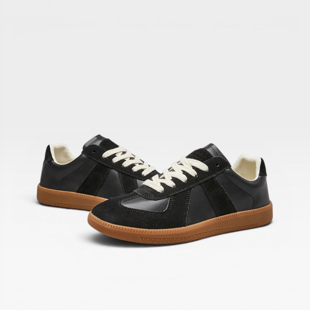 Men’s Casual Trainers – Retro Style Lace-Up Shoes