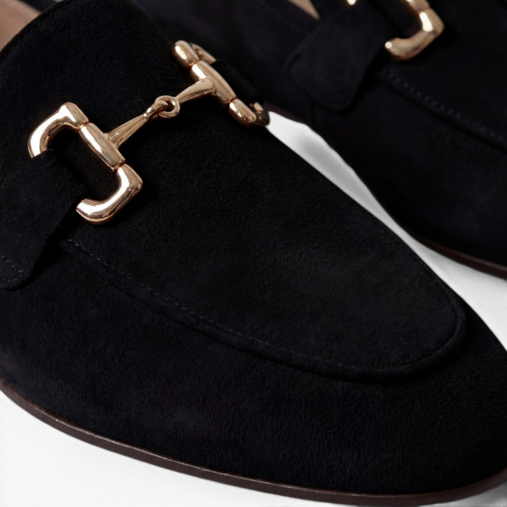 Men's Suede Slip On Loafers – Elegant Chain Detail Classic Style for Everyday and Business Wear