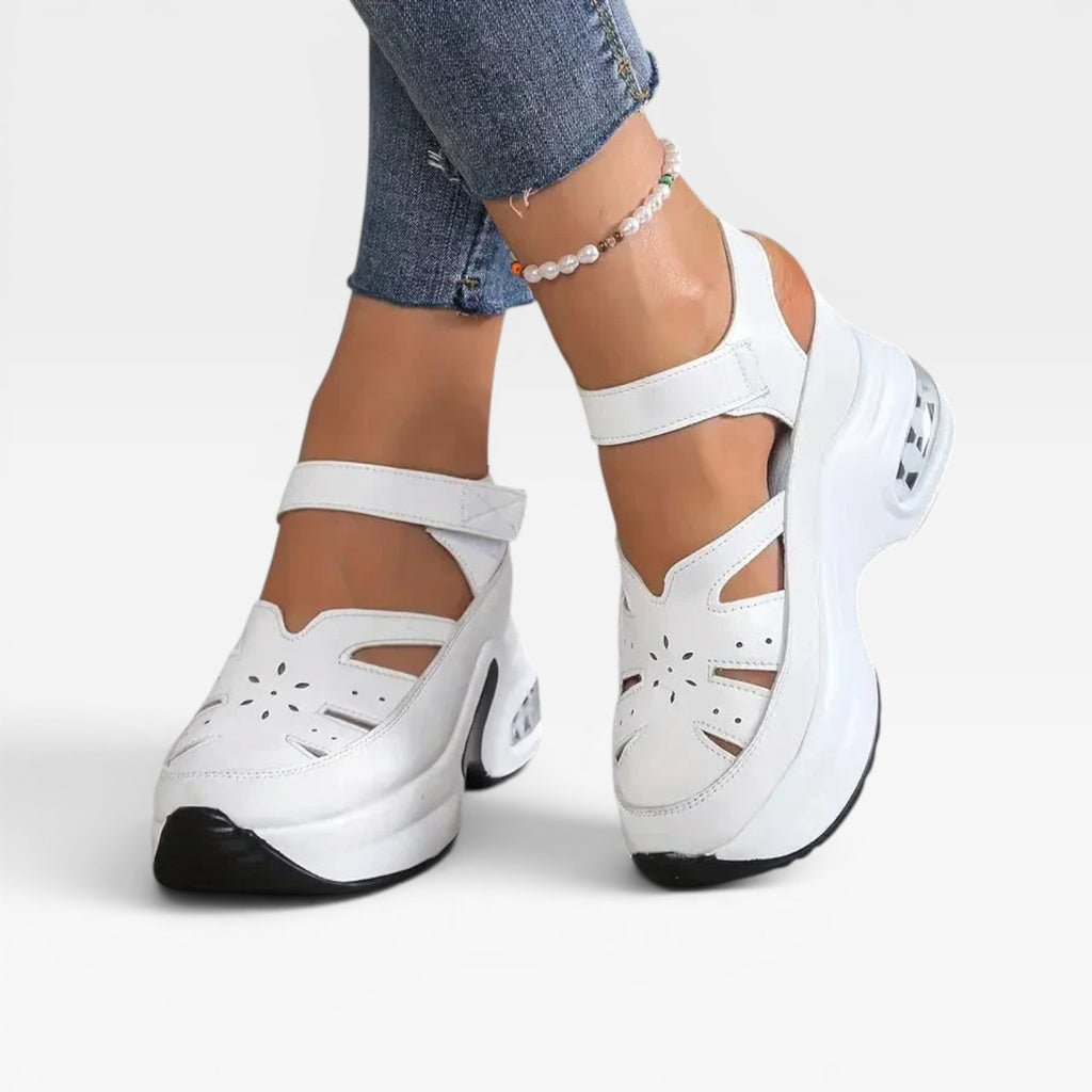Women's Cushioned Platform Sandals – Breathable Cutout Walking Shoes with Adjustable Strap