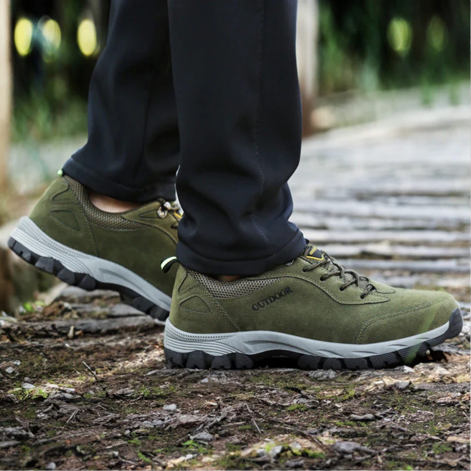 Men's Outdoor Walking Shoes – Suede Lace Up Comfortable Hiking Trainers