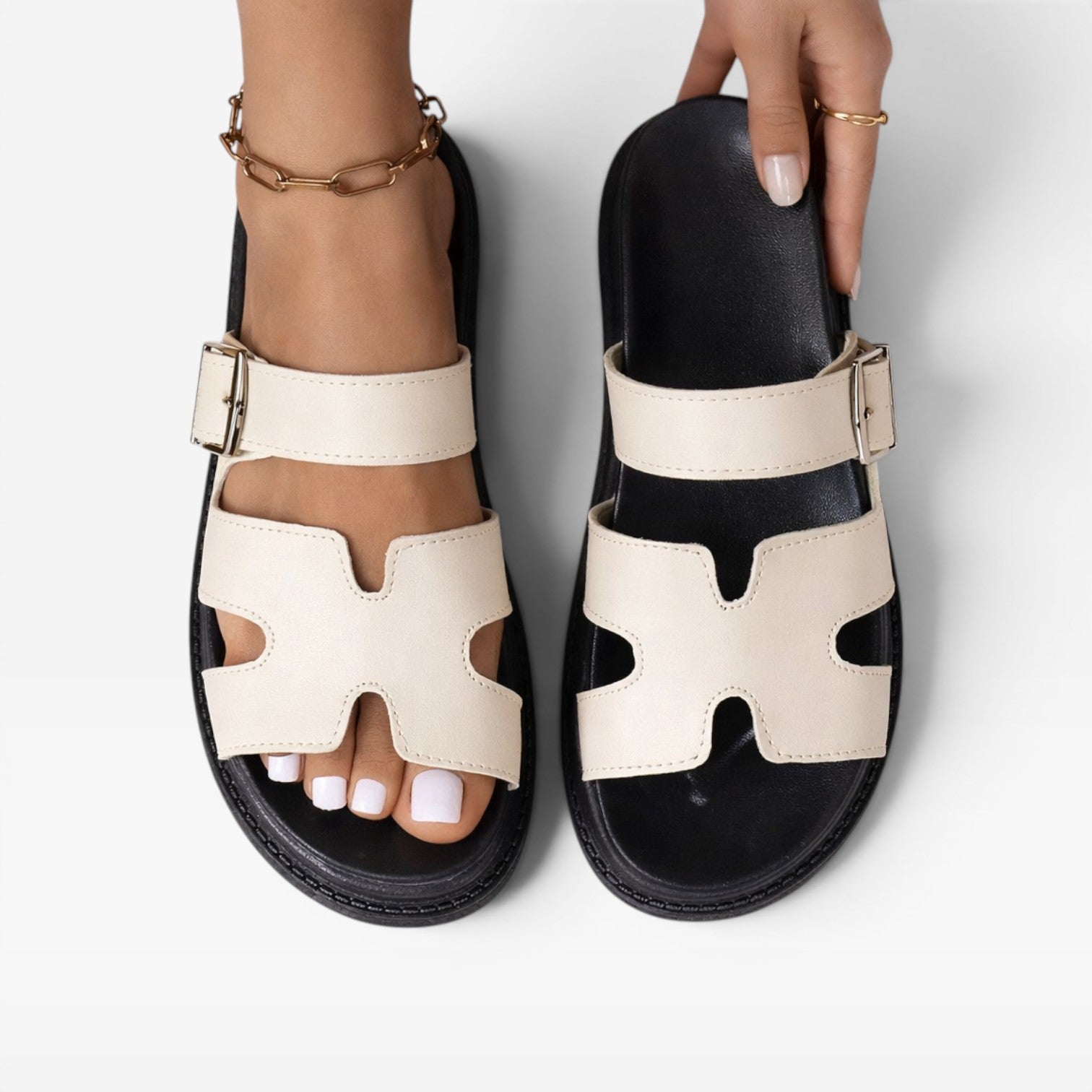 Women's Chunky Platform Sandals – Comfort Cross Band Cutout Ankle Strap for Everyday Wear