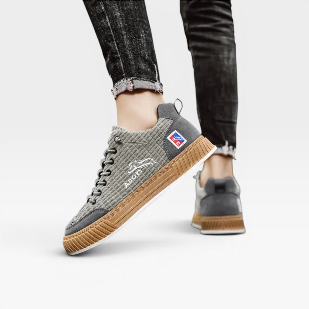 Men's Casual Textured Sneakers – Lace Up Low Top Skate Style Trainers for Everyday Wear