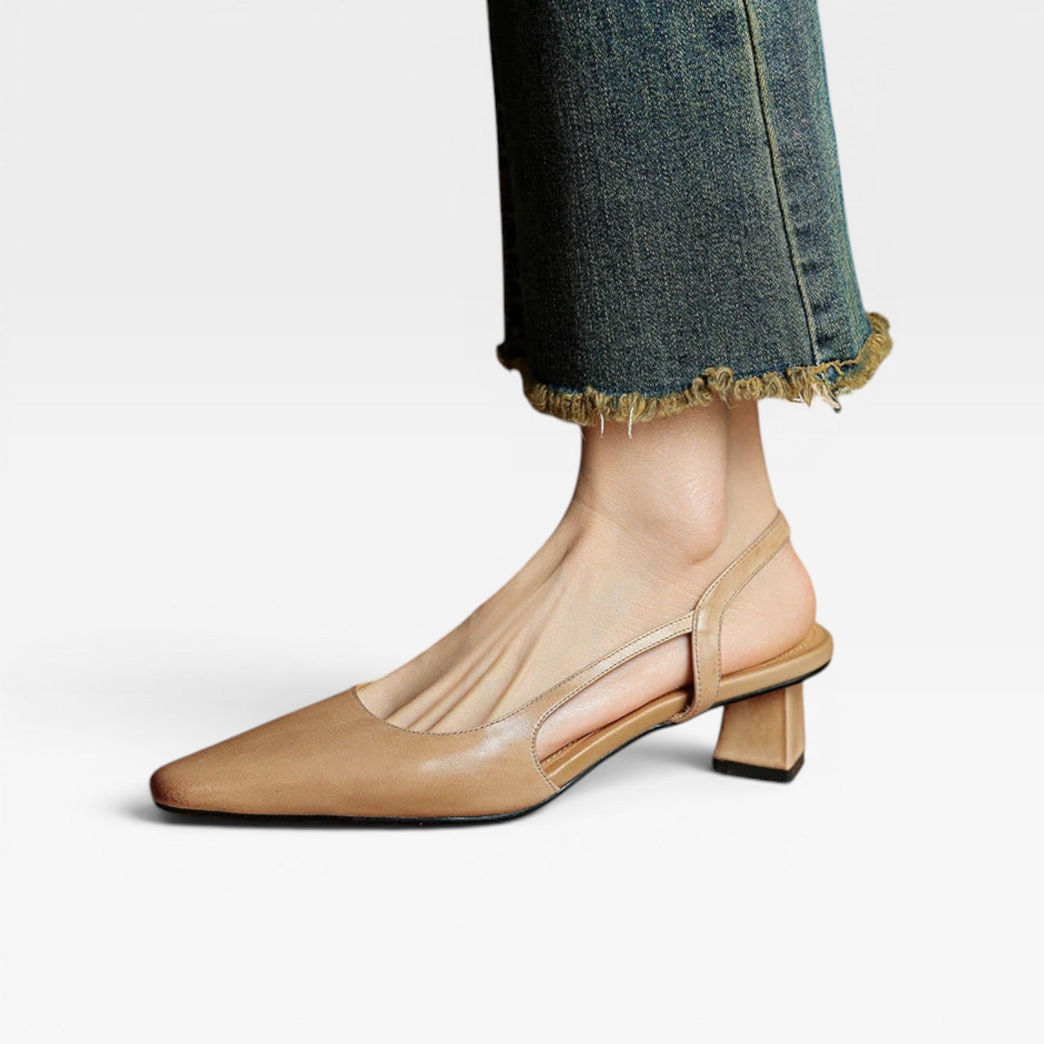 Escarpins à talons kitten en cuir véritable pour femmes – Escarpins élégants à bout pointu et talon bas pour occasions spéciales