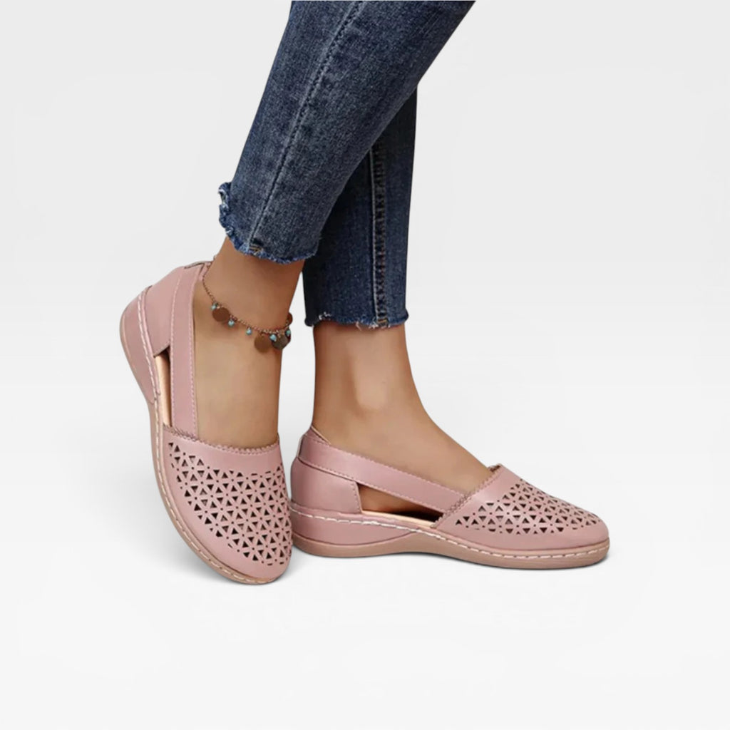 Women's Cutout Wedge Sandals – Comfortable Closed Toe Slingback Shoes
