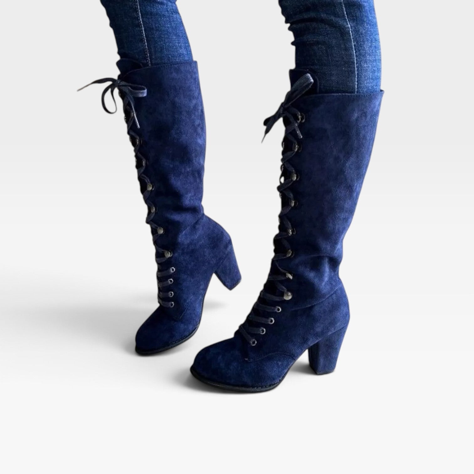 Women's Lace-Up Block Heel Boots