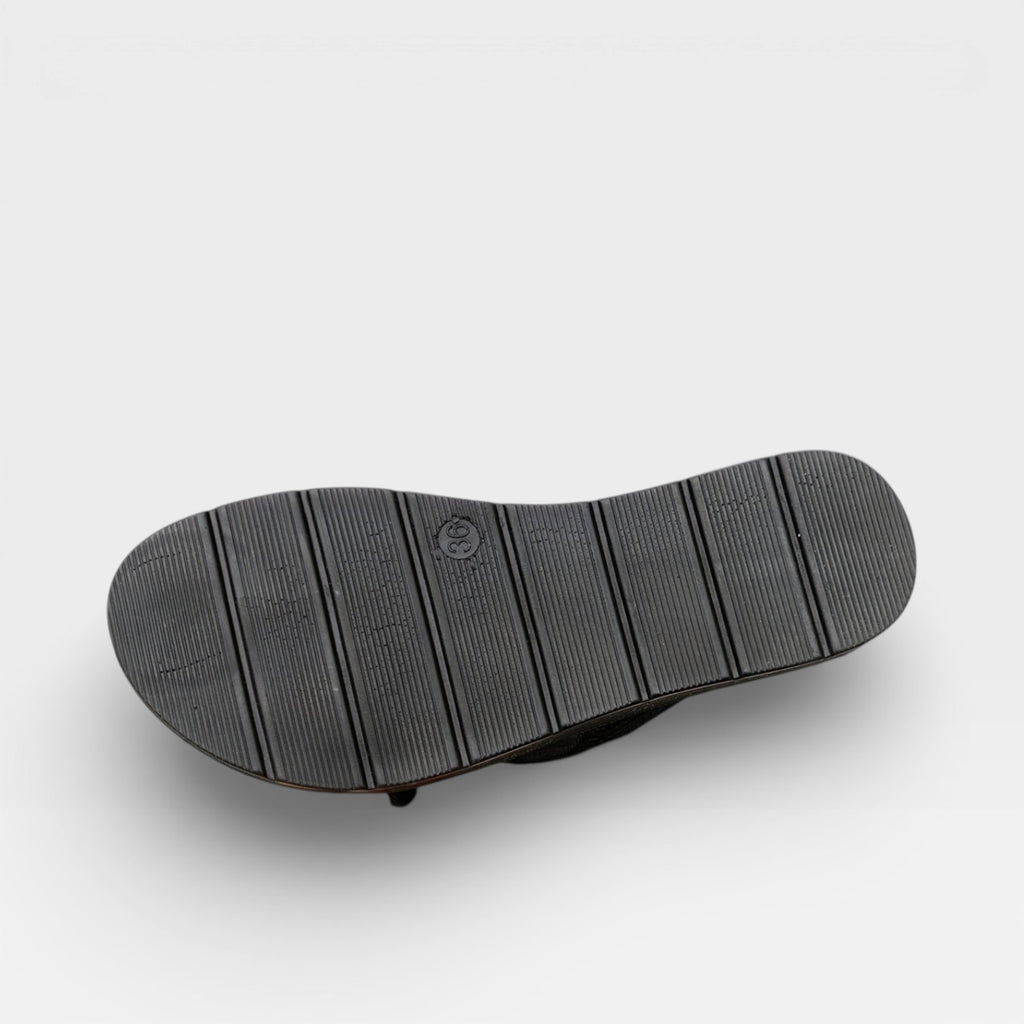 Women’s Lightweight Flat Sandals – Breathable Daily Wear