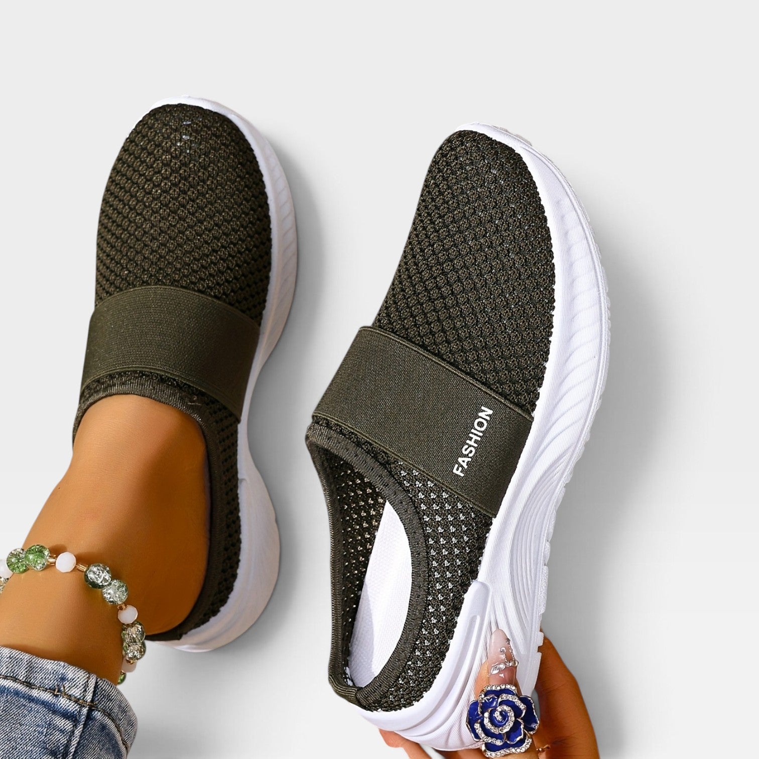 Women's Knit Slip On Trainers – Breathable Cushioned Comfort Sneakers
