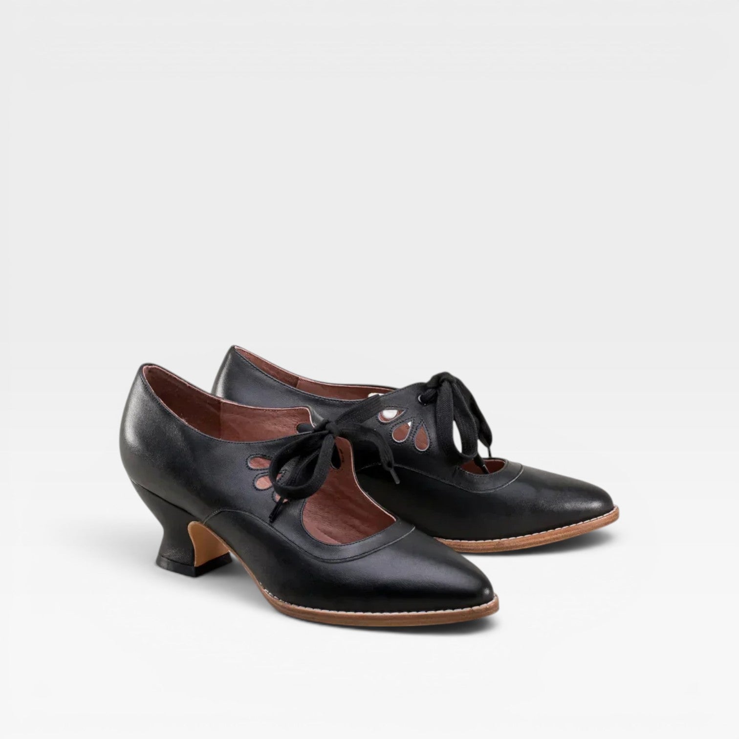Women’s Leather Lace-Up Heels – Elegant Vintage Low Heel Pumps