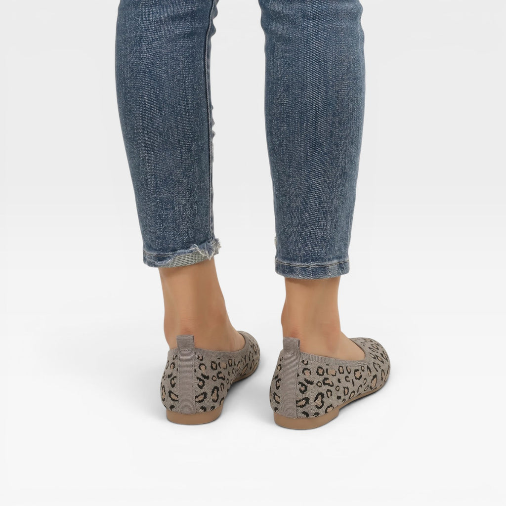 Women's Leopard Print Knit Ballet Flats – Pointed Toe Slip On Comfort Shoes