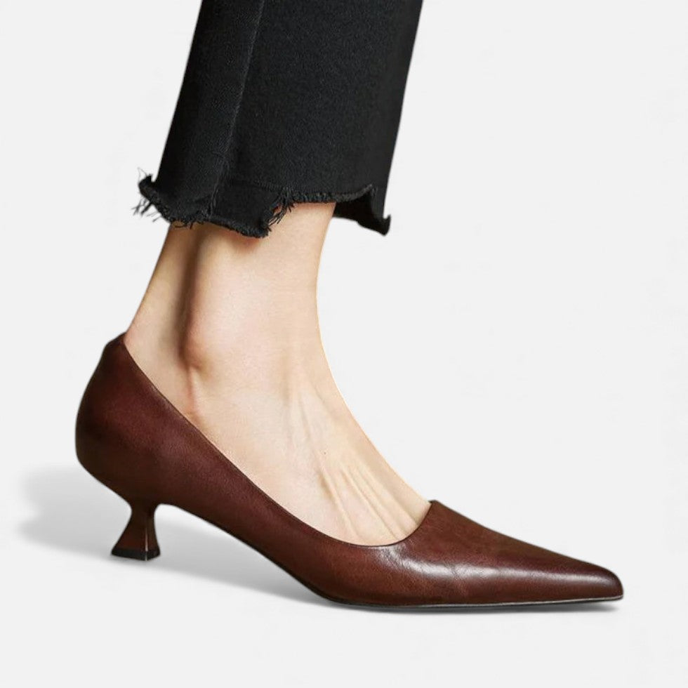 Women’s Leather Kitten Heels – Elegant Pointed Toe Low Heel Pumps