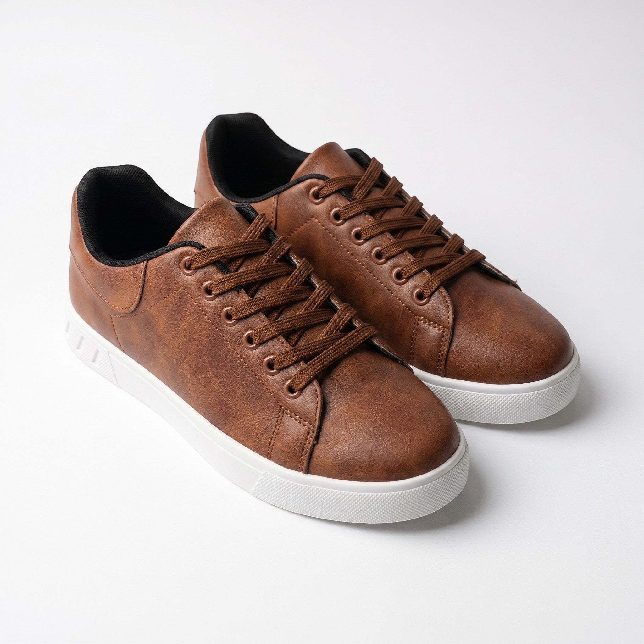 Men's Leather Look Trainers – Minimalist Lace Up Smart Casual Shoes
