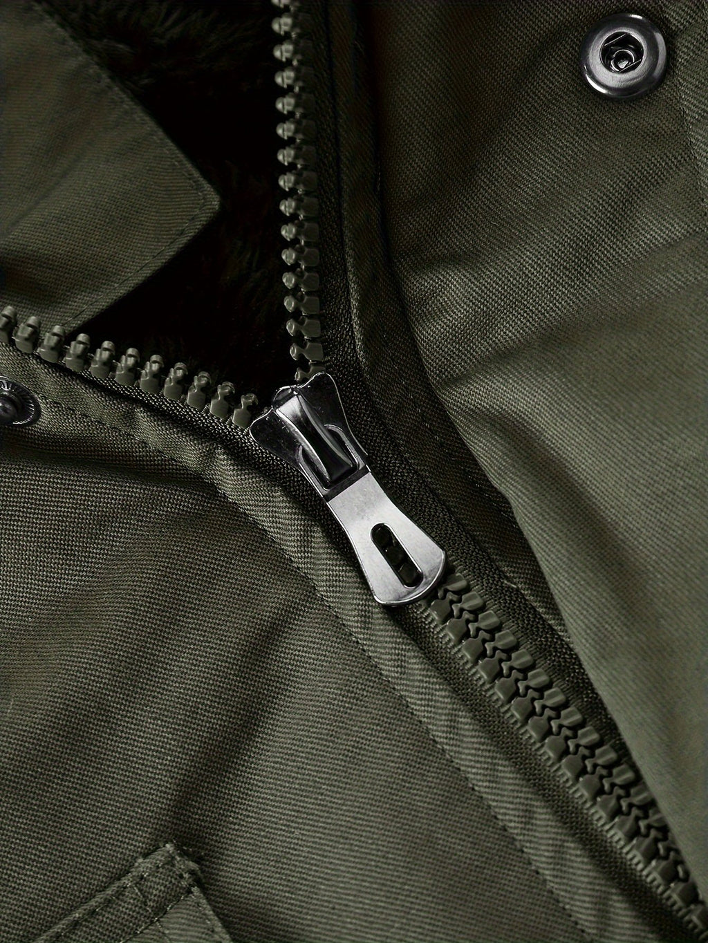 Men's Rugged Hooded Fleece-Lined Cargo Jacket
