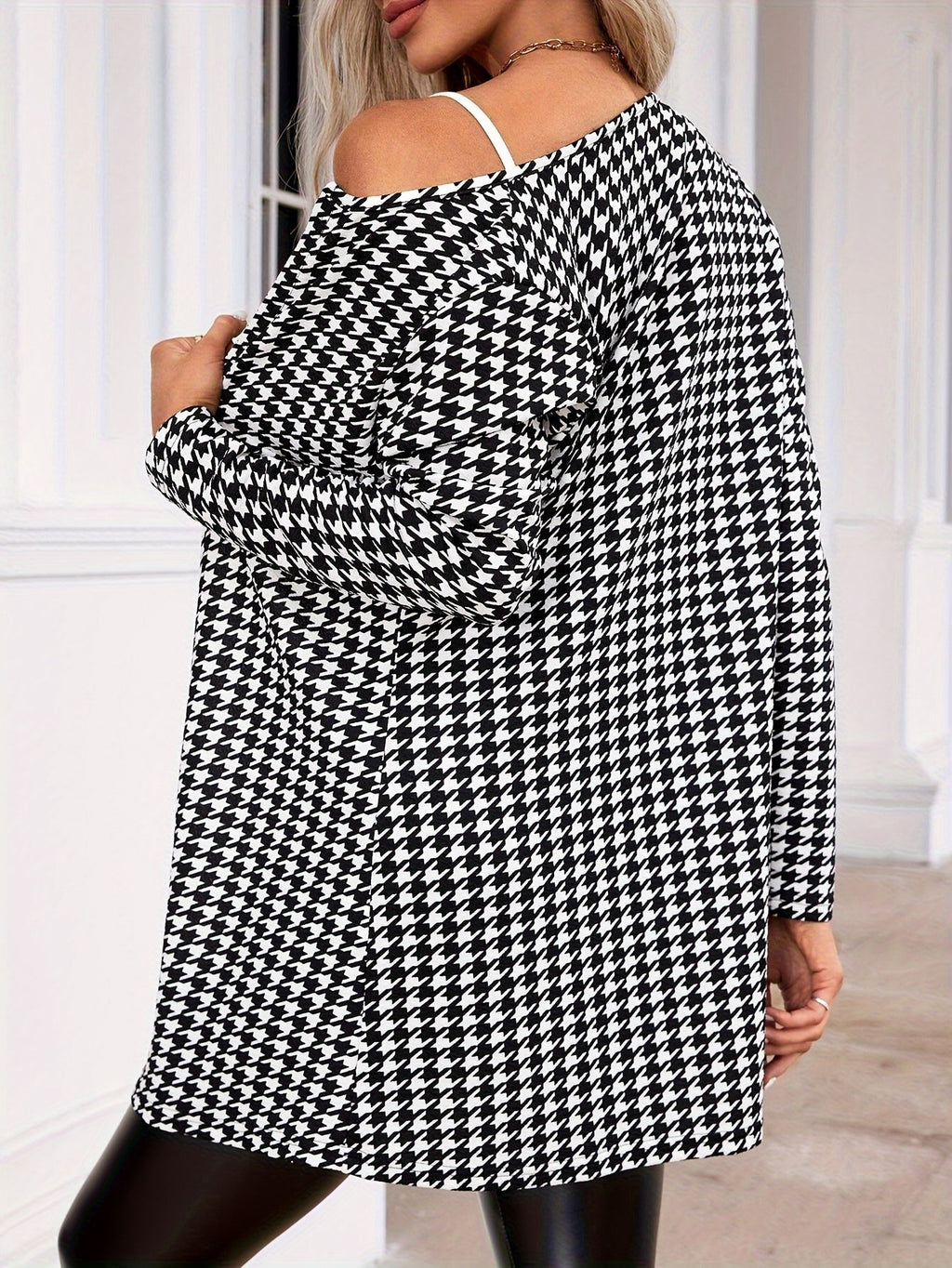 Women's Elegant Houndstooth Open-Front Longline Cardigan