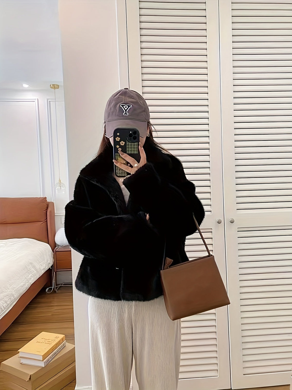 Women's Elegant Faux Fur Short Coat