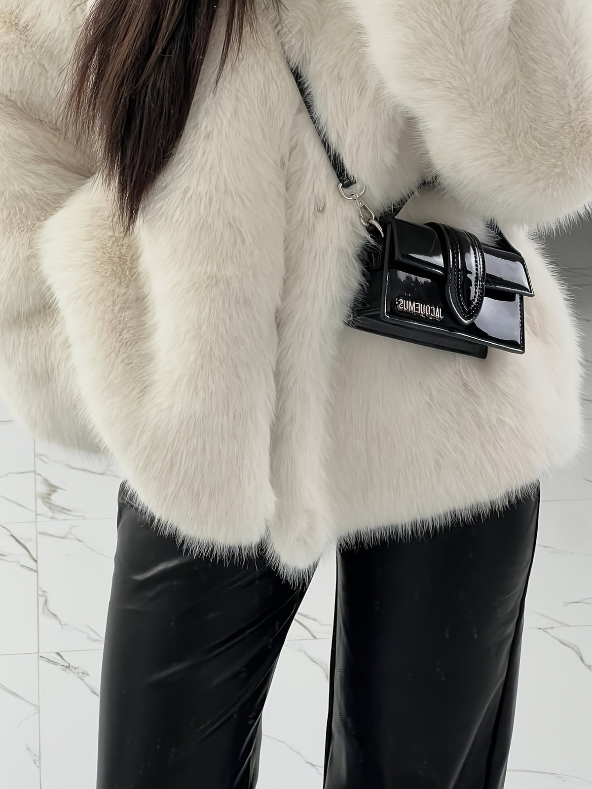 Women's Elegant Oversized Faux Fur Coat