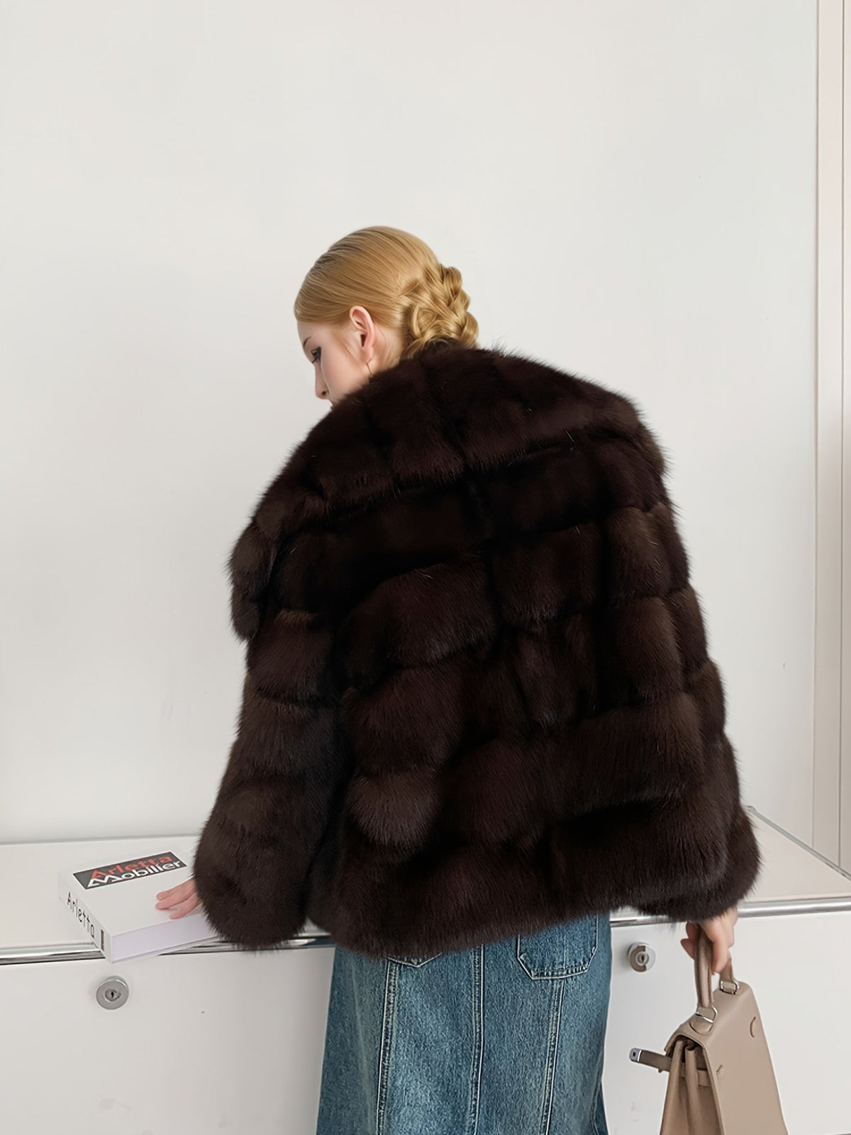 Women's Elegant Faux Fur Coat
