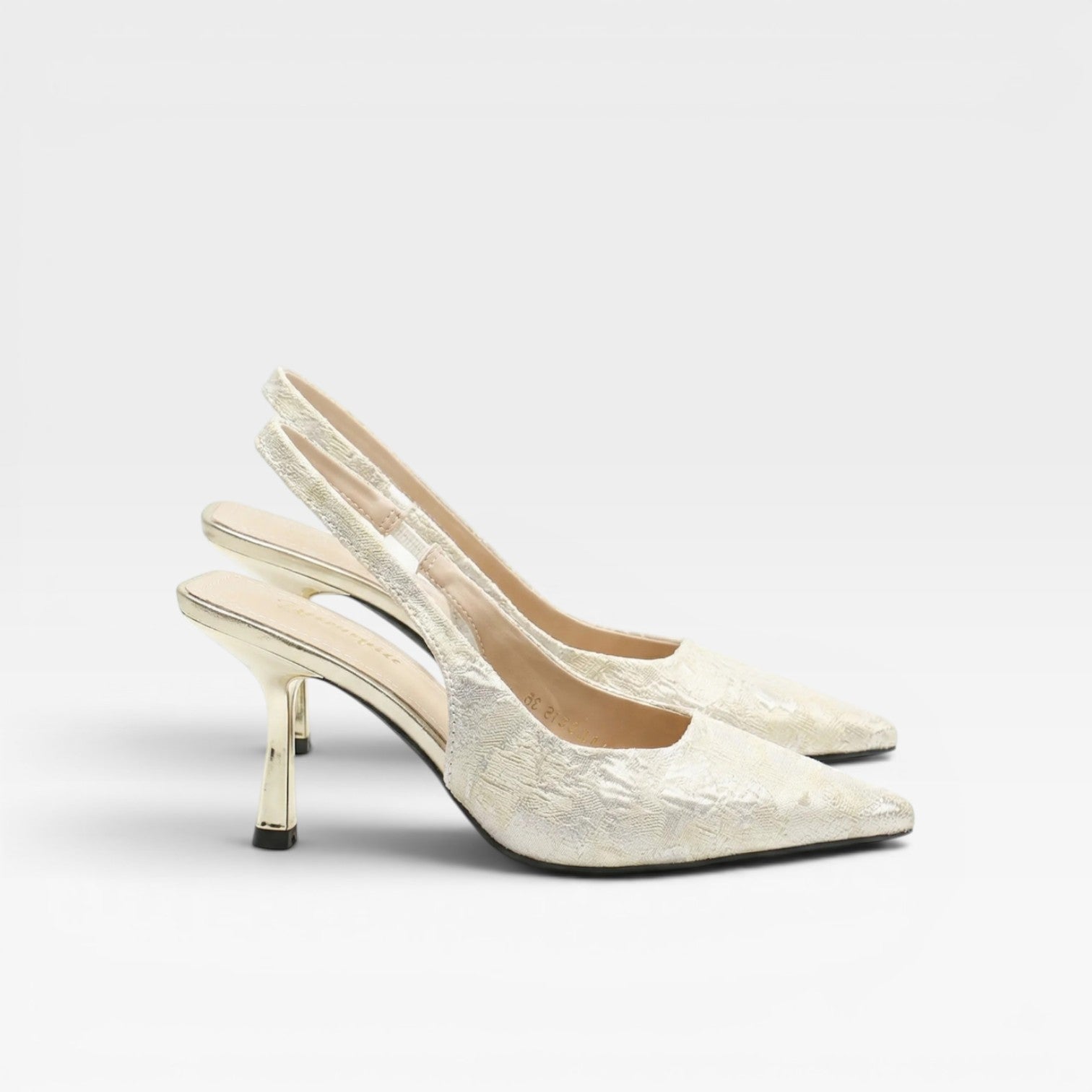 Women’s Pointed Toe Kitten Heels – Shiny Slingback Pumps
